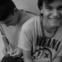 Escalando una Pirámide / Cuanto Mas Se Sufre el Aprendizaje de la Materia Mas Rápido Se Olvida Después - obscurecido por los colores