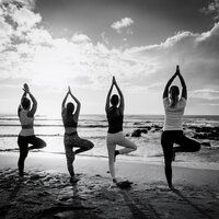 La Sesión De Yoga Abraza La Calma - Paria de la Vía Láctea & Leyendas de la música del yoga & Yoga definitivo