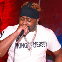 Aah Ooh - Hassani & Dot