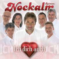 Erste Reihe links - Nockalm Quintett
