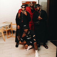 Iyamemeza - DJ Sumbody & Dj Sumbody feat. Drip Gogo, The Lowkeys