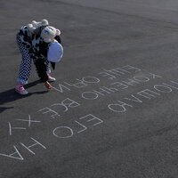 Пошлю его на... - Дора